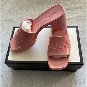 Gucci slides